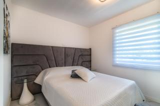 Luxury Apartment Queens - 4