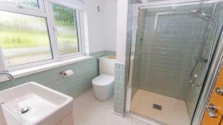 Swallows Croyde - Open plan beach chalet & close proximity to the beach - Sleeps 6 - 2
