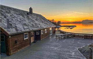 3 Bedroom Awesome Home In Fister - 0