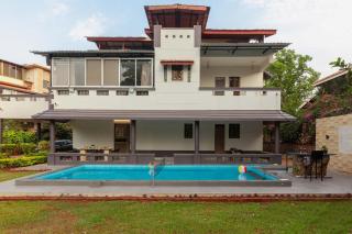 Sunshine Bloom by StayVista - Your Oasis with Pool, Lawn, Gazebo, and Poker Table - Lonavala - 5