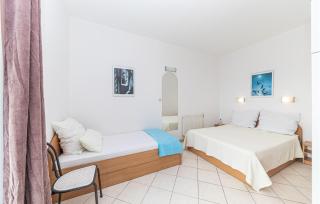 Amazing Apartment In Kastel Stafilic - 5