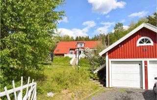 3 Bedroom Beautiful Home In Tenhult - Tenhult - 2