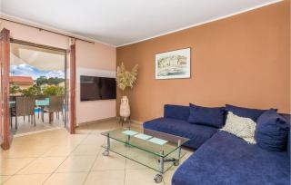 Nice Home In Banjol With Wifi - Banjol - 8