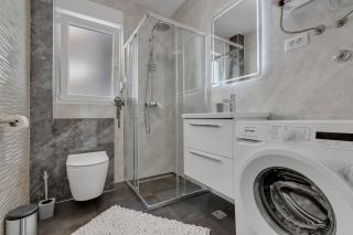 Central Makarska - Apartments Šantrić - 3