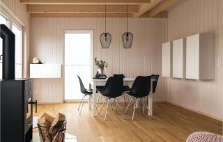 Nice Home In Ostseeresort Olpenitz - Olpenitz - 2