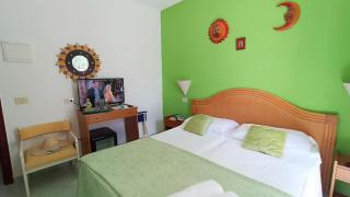 Summer Vibes B&B - 8