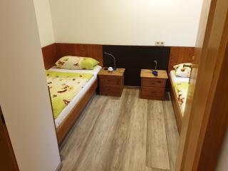 Voll möbiliertes Ferienwohnung neben Schön-Klinik auch fur Monteuere geeignet - 2