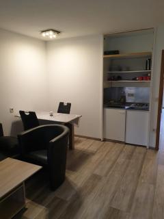 Voll möbiliertes Ferienwohnung neben Schön-Klinik auch fur Monteuere geeignet - Bad Aibling - 5