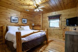 Smokies Sunset MTN Views Hot Tub Games MORE - Sevierville - 3