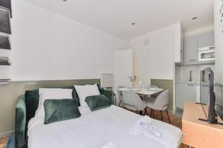 indépendant flat: canal st martin&trains stations! - 3