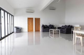 Paradise Heights Luxury Apartments & Villa - Beau Vallon - 4