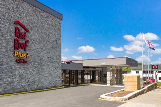 Red Roof Inn PLUS & Suites Erie - Erie - 9