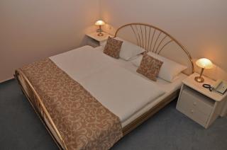 Hotel Garni Kristinenhof - Bad Zwischenahn - 9