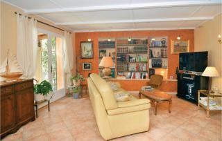 Amazing Home In St-Privat-Des-Vieux - Saint-Privat-des-Vieux - 9