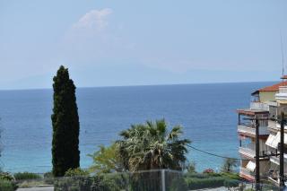 Sea view luxury apartment in Nea Kallikratia. - 7