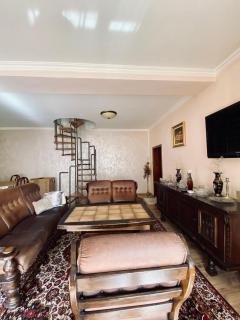 Central House - 7
