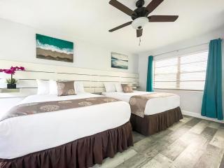 Silver Spray Motel - 1