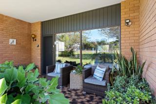 Fi's Beach House - Port Macquarie - 9