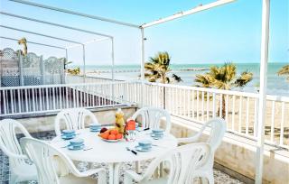 Awesome Apartment In Los Urrutias - Los Urrutias - 0