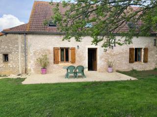 Maison Berrichonne avec Jardin et Fibre - 4 Chambres, Accessible PMR, Accueil Cavaliers - FR-1-591-346 - - 8