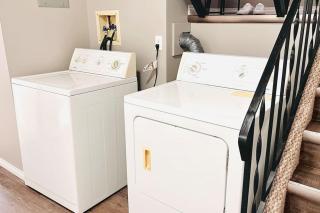 Spacious 2-bedroom apartment - Camrose - 3