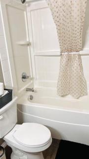 Spacious 2-bedroom apartment - Camrose - 5