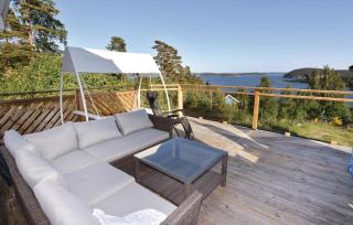Amazing Home In Uddevalla With Kitchen - Uddevalla - 9