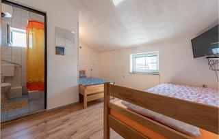 Beautiful Apartment In Vir With Wifi - Vir - 2