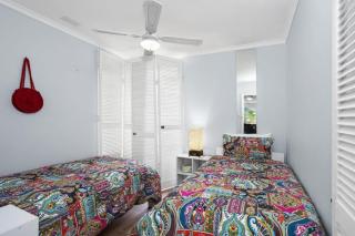 Cosy Corner - Torquay - 1