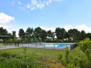 Pleasant vacation home with shared pool - Zeewolde - 9