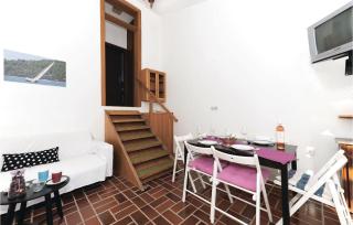 Cozy Home In Sibenik With Kitchen - Šibenik - 5