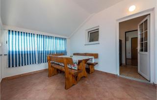 2 Bedroom Gorgeous Apartment In Vir - Vir - 9