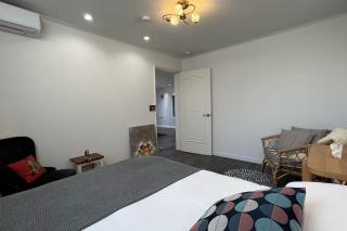 Cosmos Hongdae Urban - 3