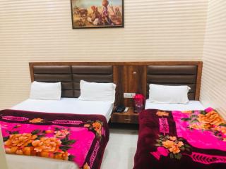 Jasneet Homestay - Amritsar - 5