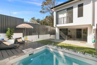 Grandview Villa Kingscliff - Oceanview Tri-level Villa by uHoliday - 8