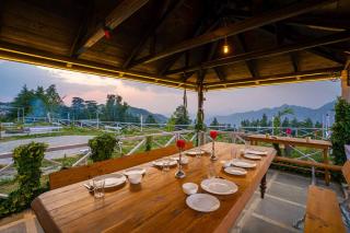 StayVista at Willowbrook Hill - Mashobra - 8