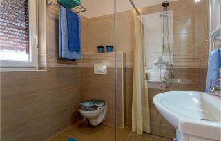 Amazing Home In Sikici With Wifi - Šikići - 3