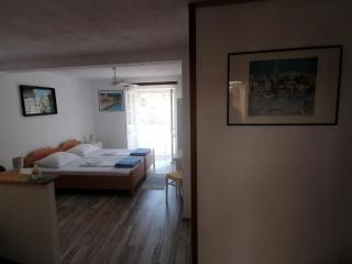 Guesthouse Bracanović - Hvar - 4