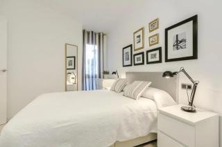 51SAM1021 - Modern apartment near Montjuic - Barcelone - 1