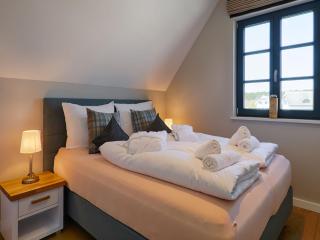 Reetland am Meer - Premium Reetdachvilla mit 3 Schlafzimmern, Sauna und Kamin F23 - Dranske - 1