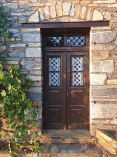 Το Πέτρινο Αρχοντικό - 0