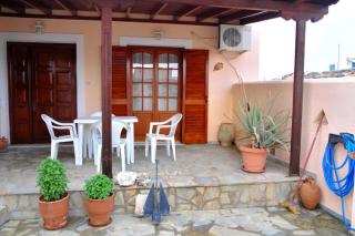 House with nice yard in downtown Aegina - Egina - 0
