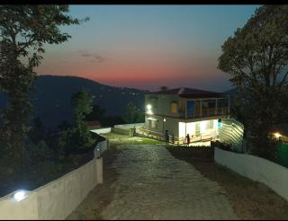 BURANS VILLA - 3