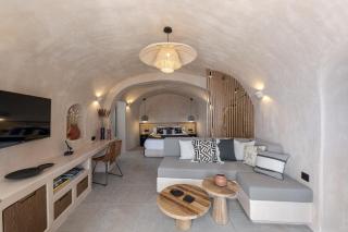 The Exotic Cave Suite - 5