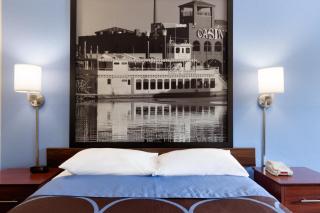 Super 8 by Wyndham Dubuque - Dubuque - 6