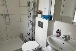 Private Room with own bathroom - 4