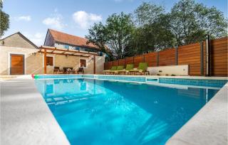 Stunning Home In Dicmo With Kitchen - Dicmo - 9