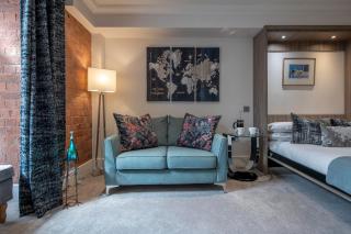 ChocoLets - The Kitkat Suite - 3