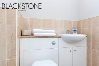 Cheerful one-bedroom house, with on-street parking by BPNE - Darlington - 5