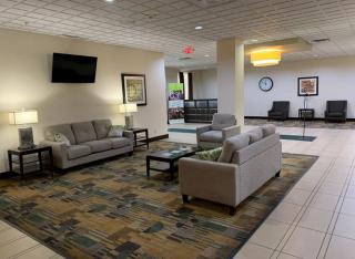 Quality Inn & Suites Downtown Mansfield - Mansfield - 0